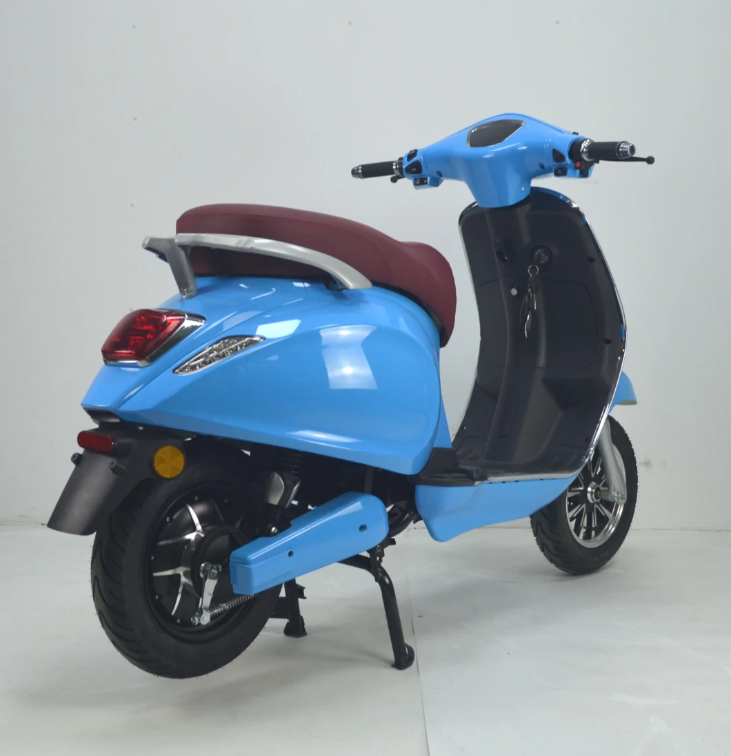 New Design Vesp Model 1500W Motor Electric Scooter Ew-528 Good Performance with EEC Coc 25km/H Bulk Only